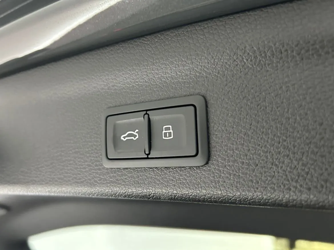 Audi Q3 bild 12