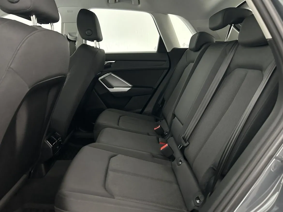Audi Q3 bild 10