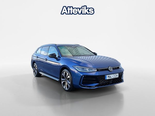 Volkswagen Passat R-Line SWE ED eHybrid 272hk |BlackStyle|Pano|Drag|HuD - 2027