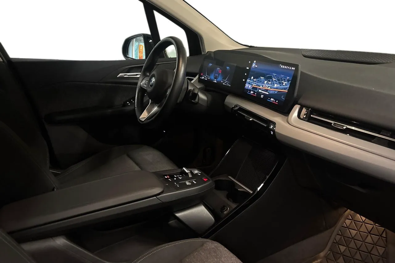 BMW 225 bild 6