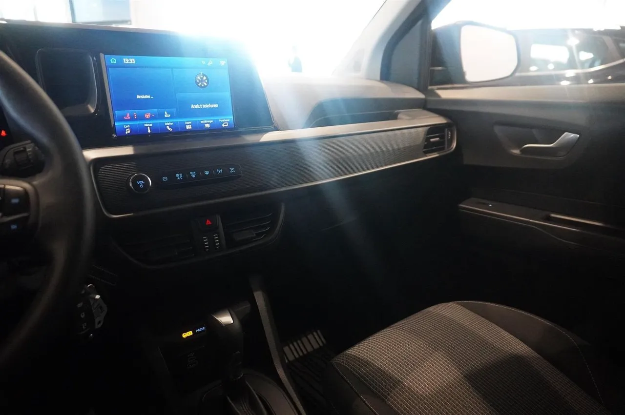 Ford Transit Courier bild 9