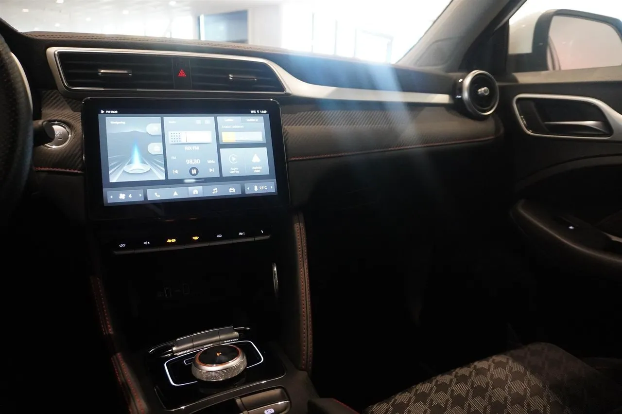 MG ZS EV bild 8
