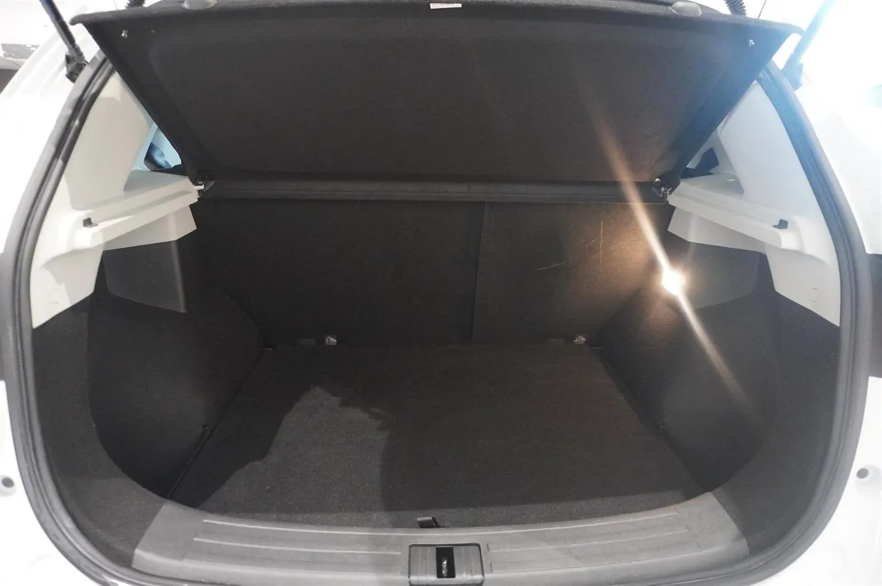 MG ZS EV bild 12
