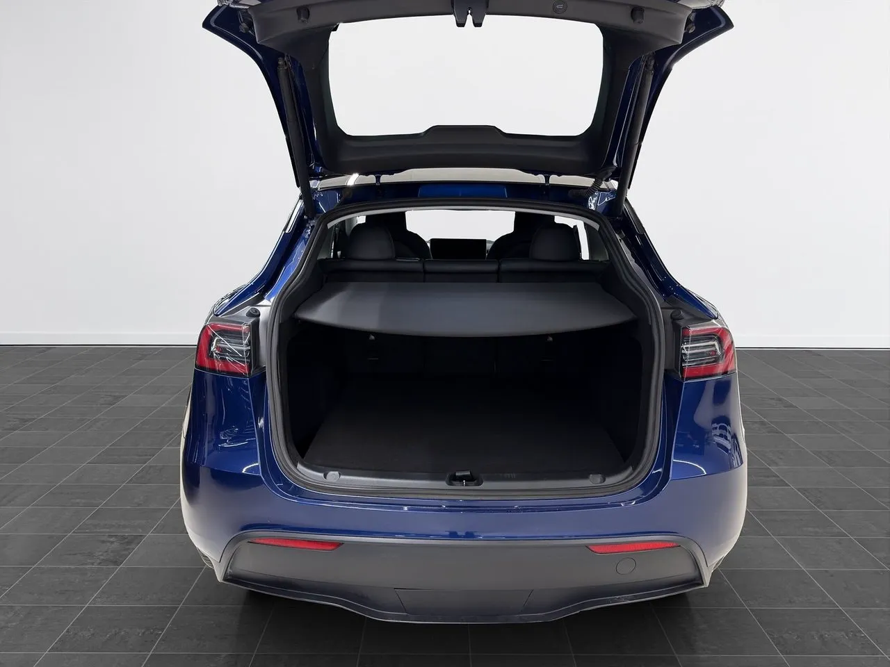 Tesla Model Y bild 9