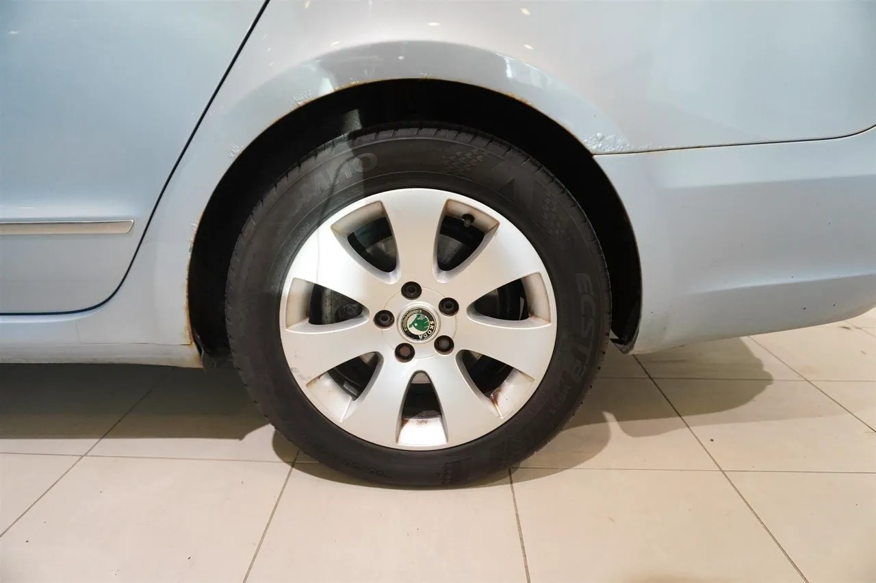 Skoda Superb bild 9