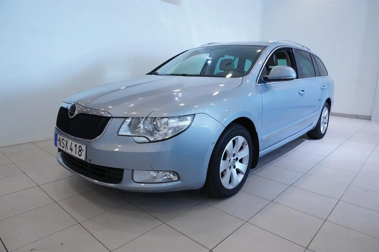 Skoda Superb bild 2