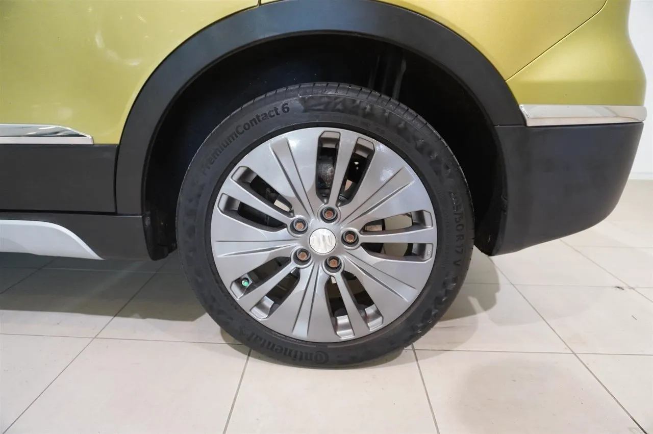 Suzuki S-CROSS bild 7