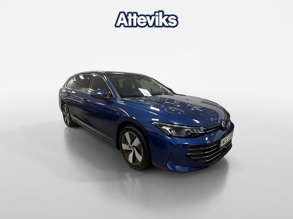 Volkswagen Passat Business 1.5 eTSI 150hk *Comfortpaket* - 2025