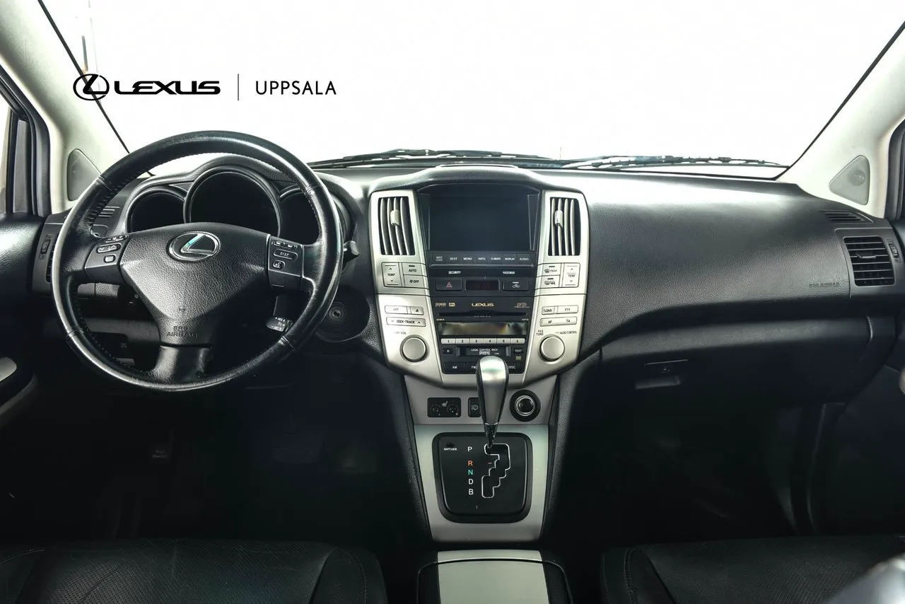Lexus RX bild 8