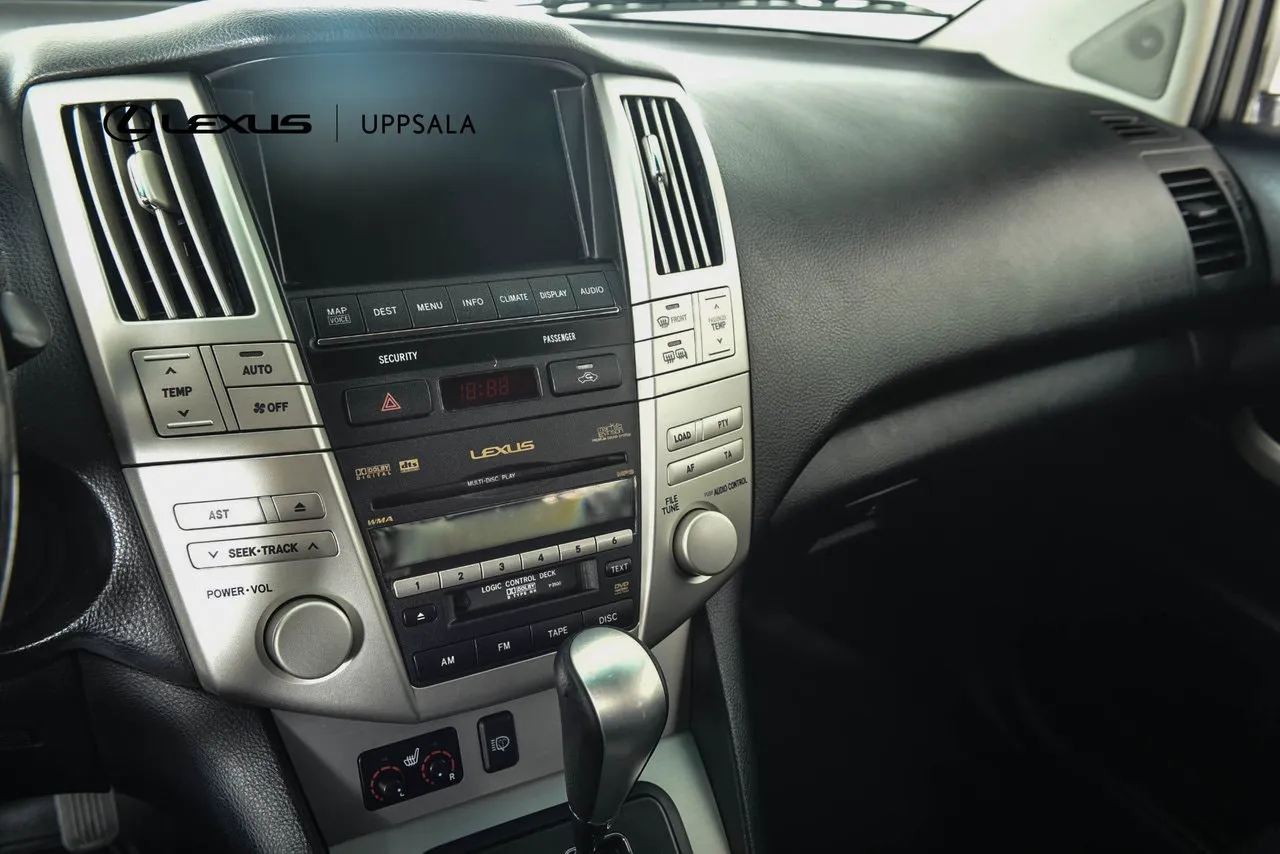 Lexus RX bild 14