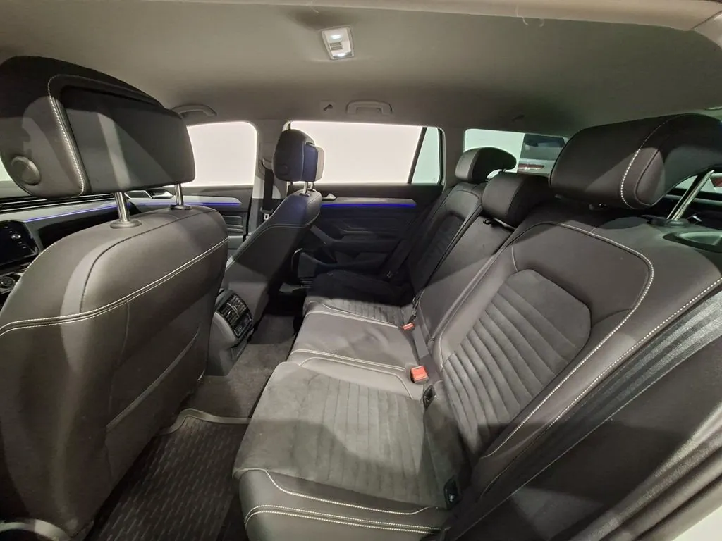Volkswagen Passat bild 6