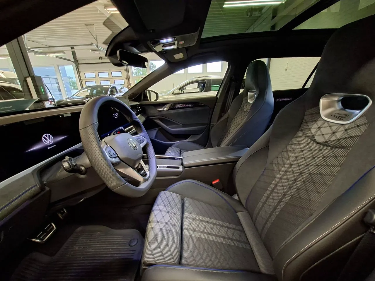 Volkswagen Passat bild 4