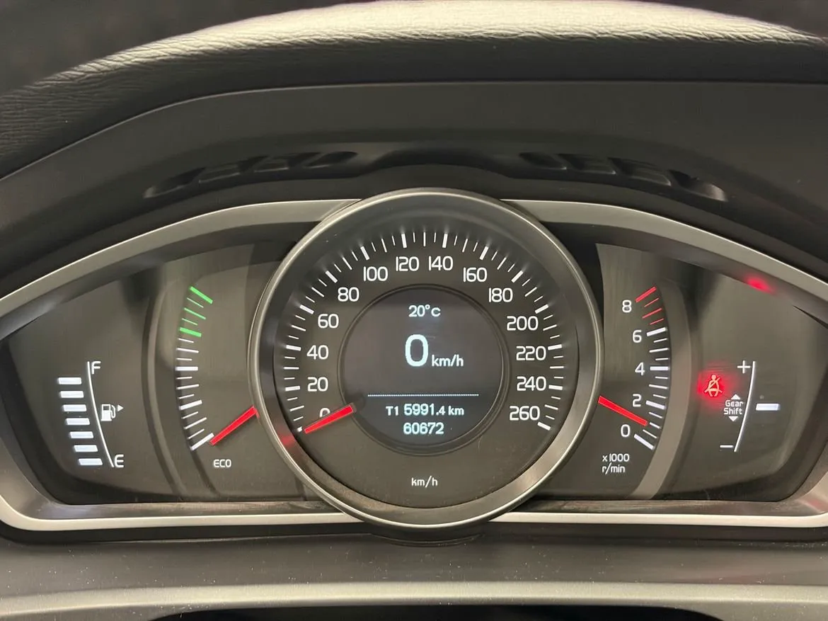 Volvo V40 bild 8
