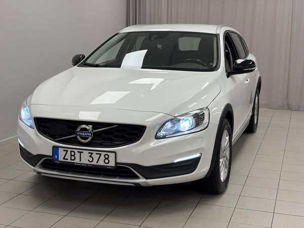 Volvo V60 Cross Country D4 AWD Classic Plus - 2018