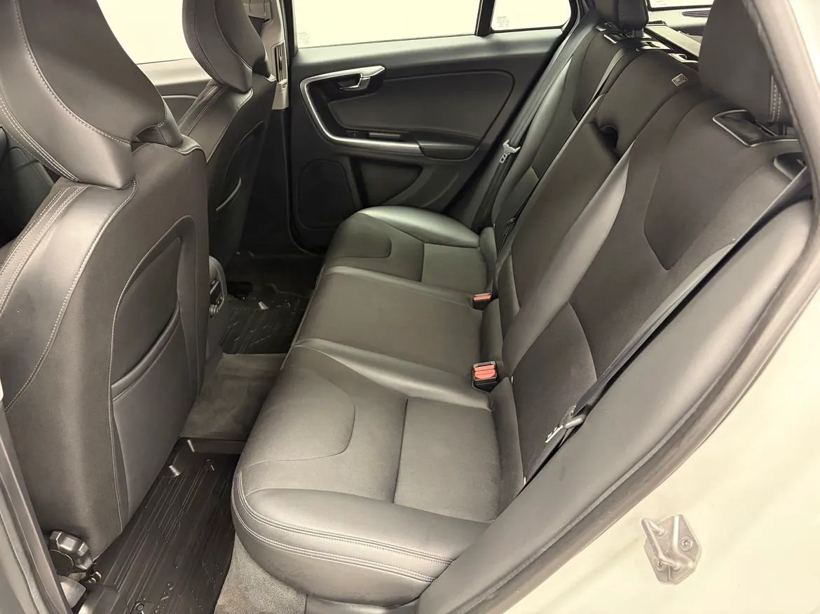 Volvo V60 bild 15