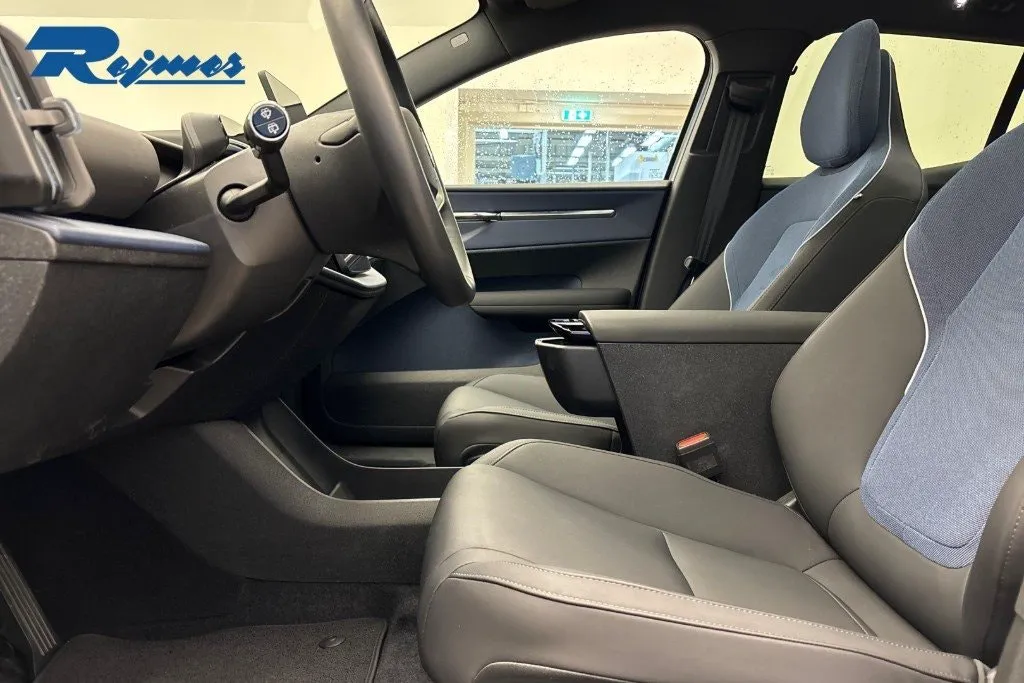 Volvo EX30 bild 6
