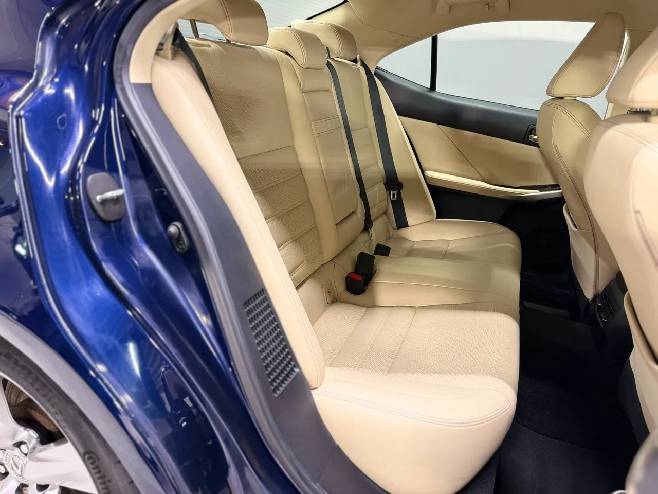 Lexus IS bild 11