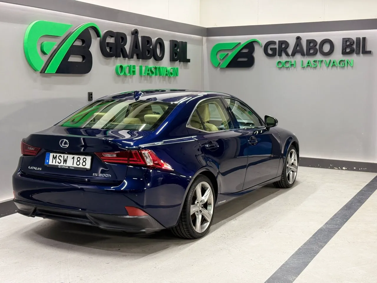 Lexus IS bild 3