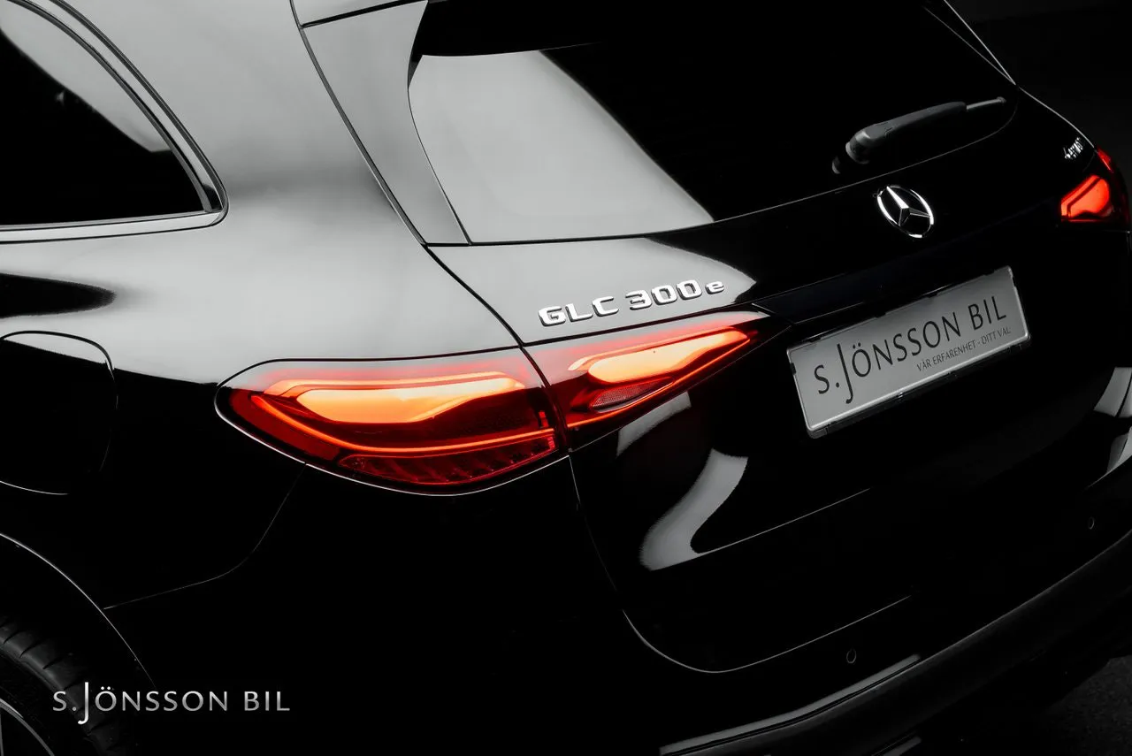 Mercedes GLC300 bild 8