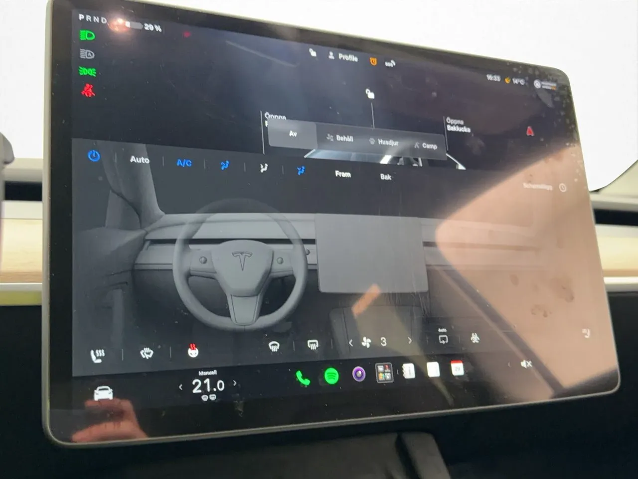 Tesla Model Y bild 23