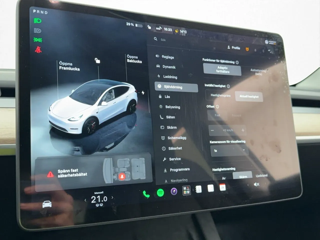 Tesla Model Y bild 24