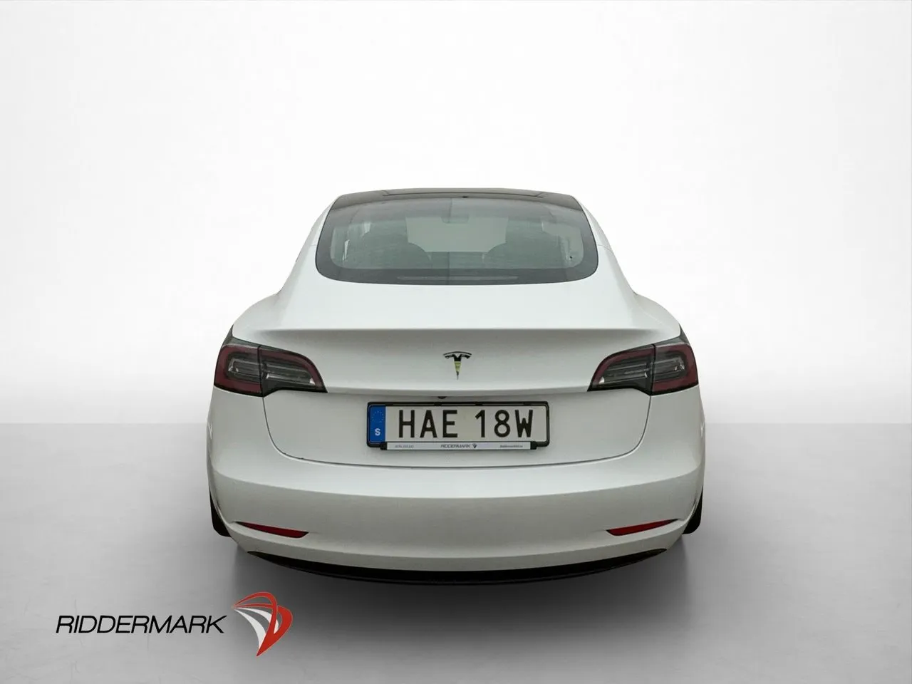 Tesla Model 3 bild 8
