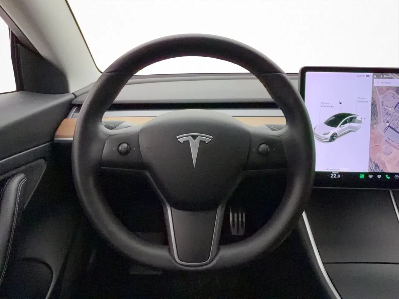 Tesla Model 3 bild 12