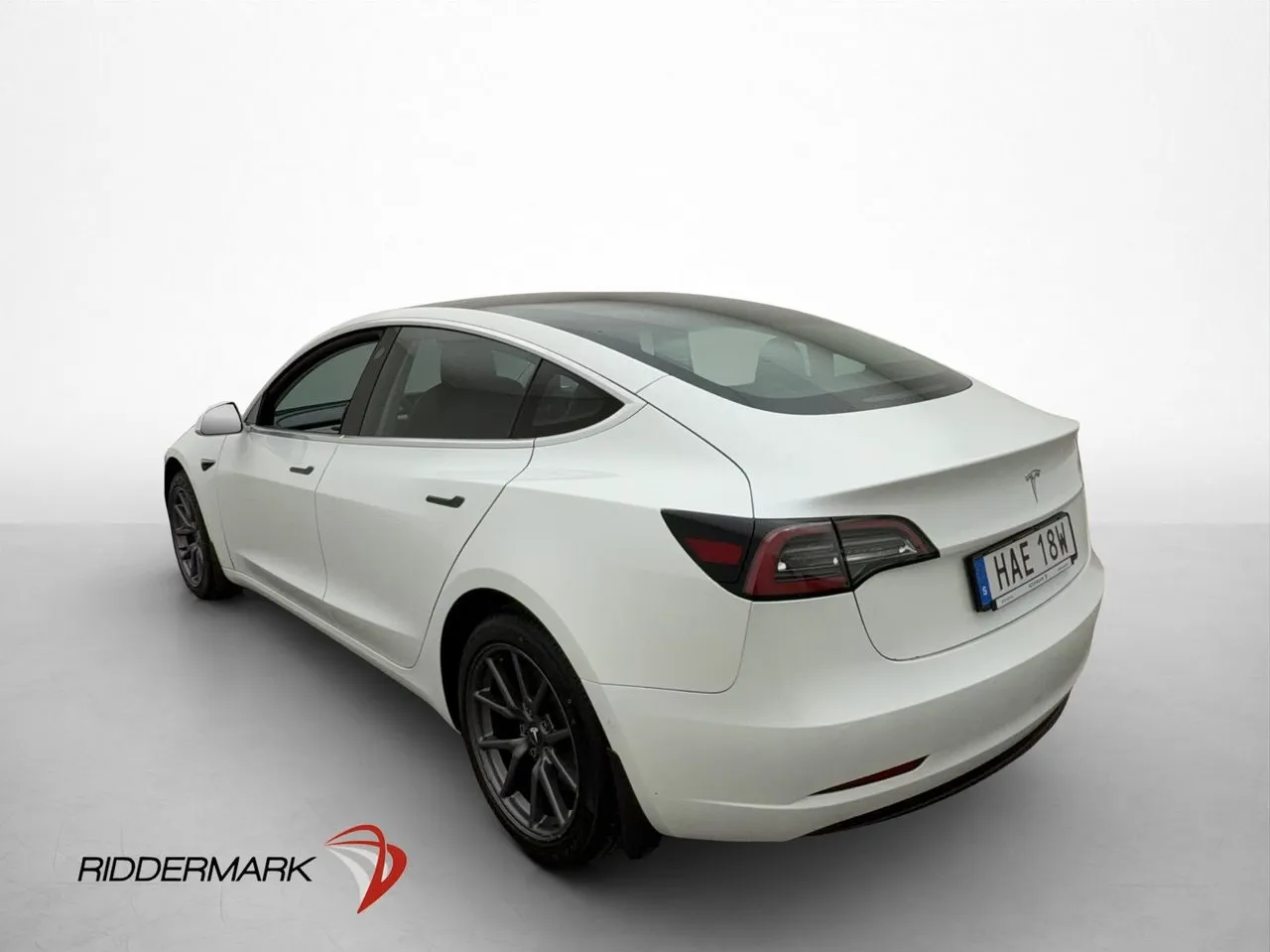 Tesla Model 3 bild 6