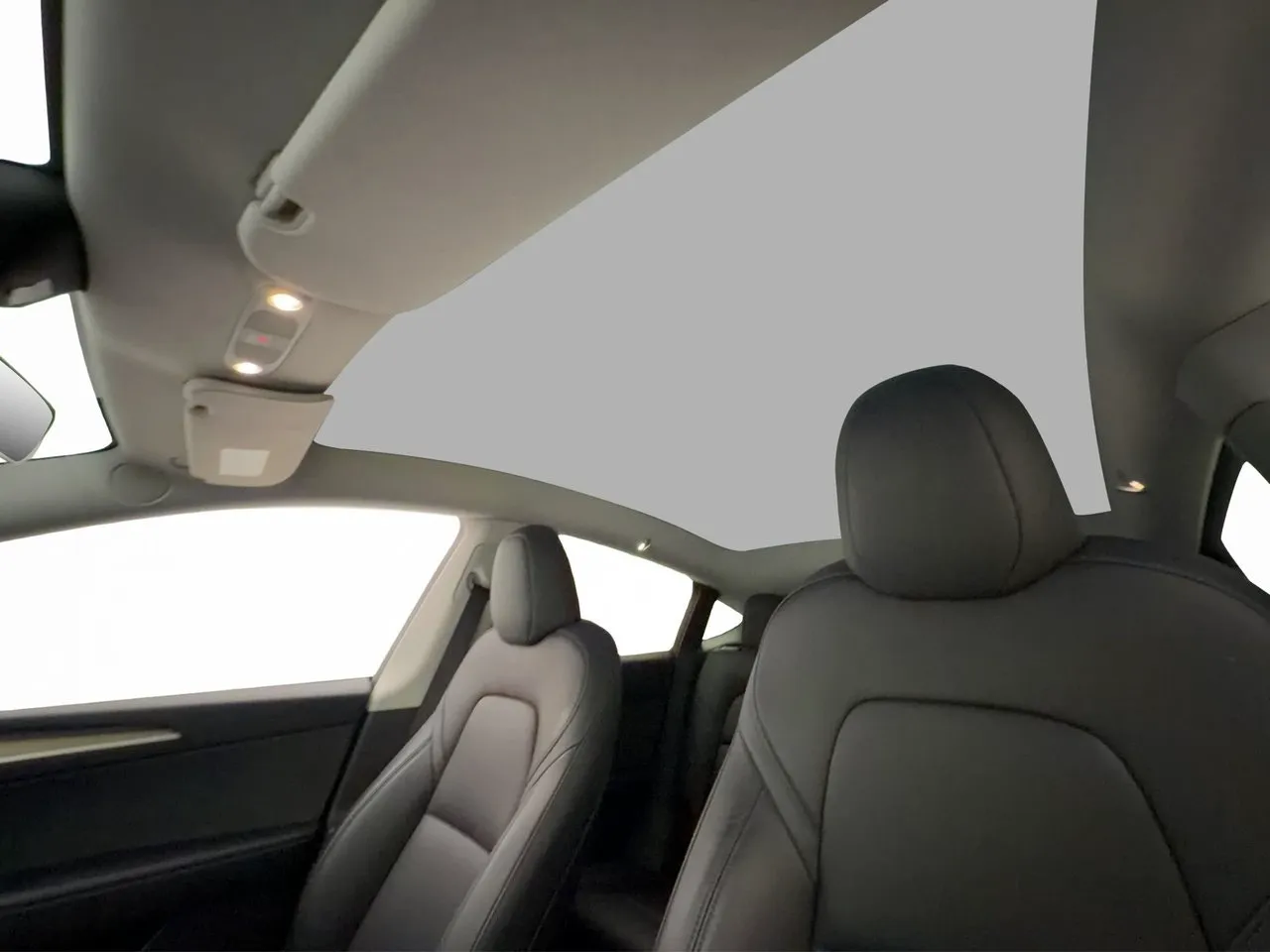 Tesla Model Y bild 10
