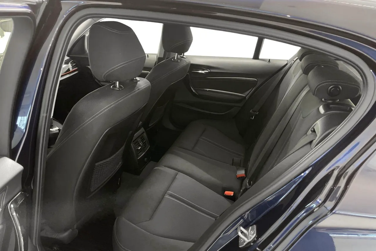 BMW 118 bild 16