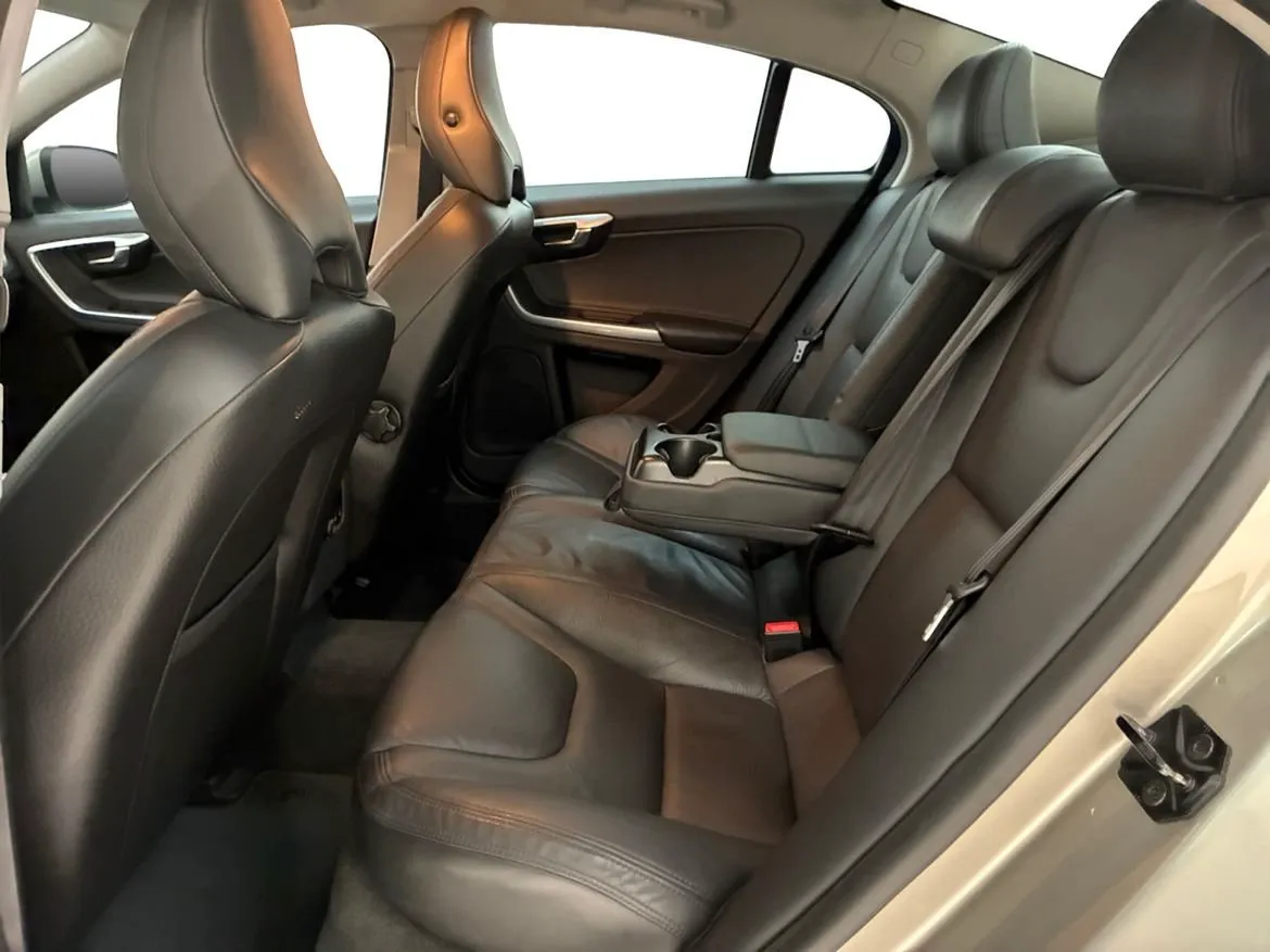 Volvo S60 bild 6
