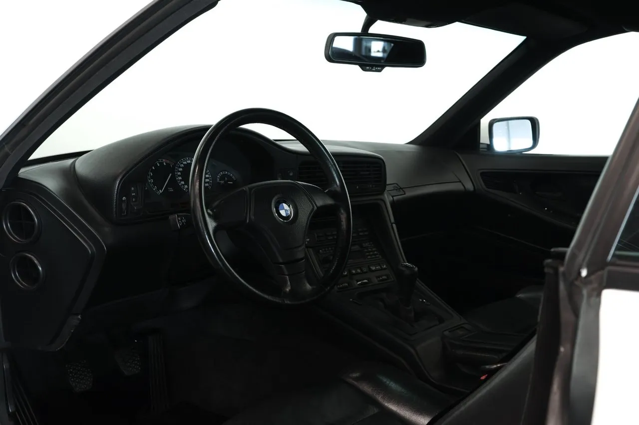 BMW 850 bild 16