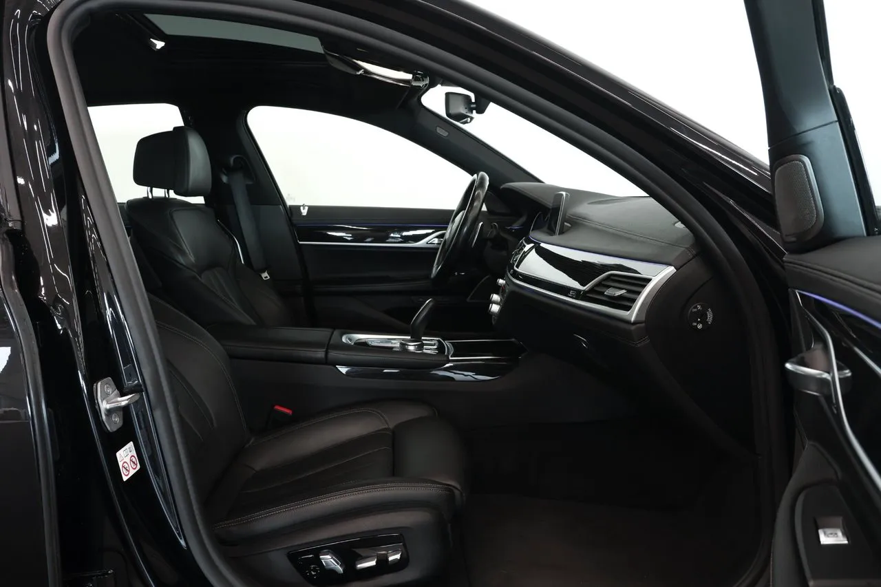 BMW 740 bild 7