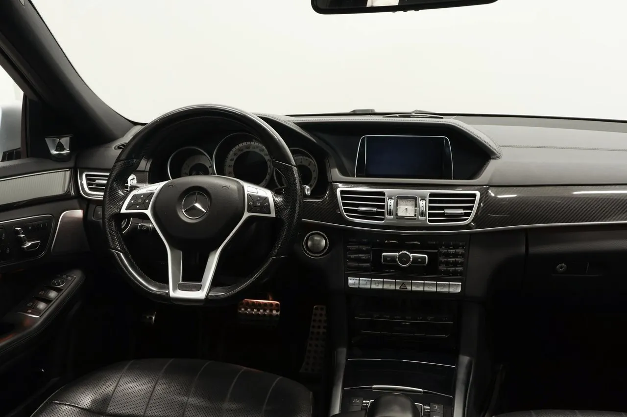 Mercedes E500 bild 17