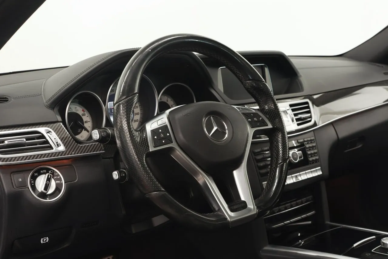 Mercedes E500 bild 18