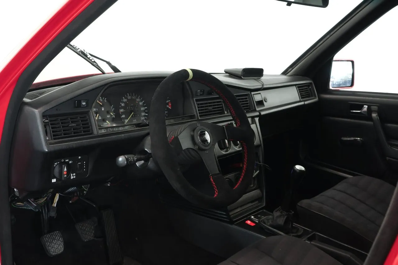 Mercedes 190 bild 12