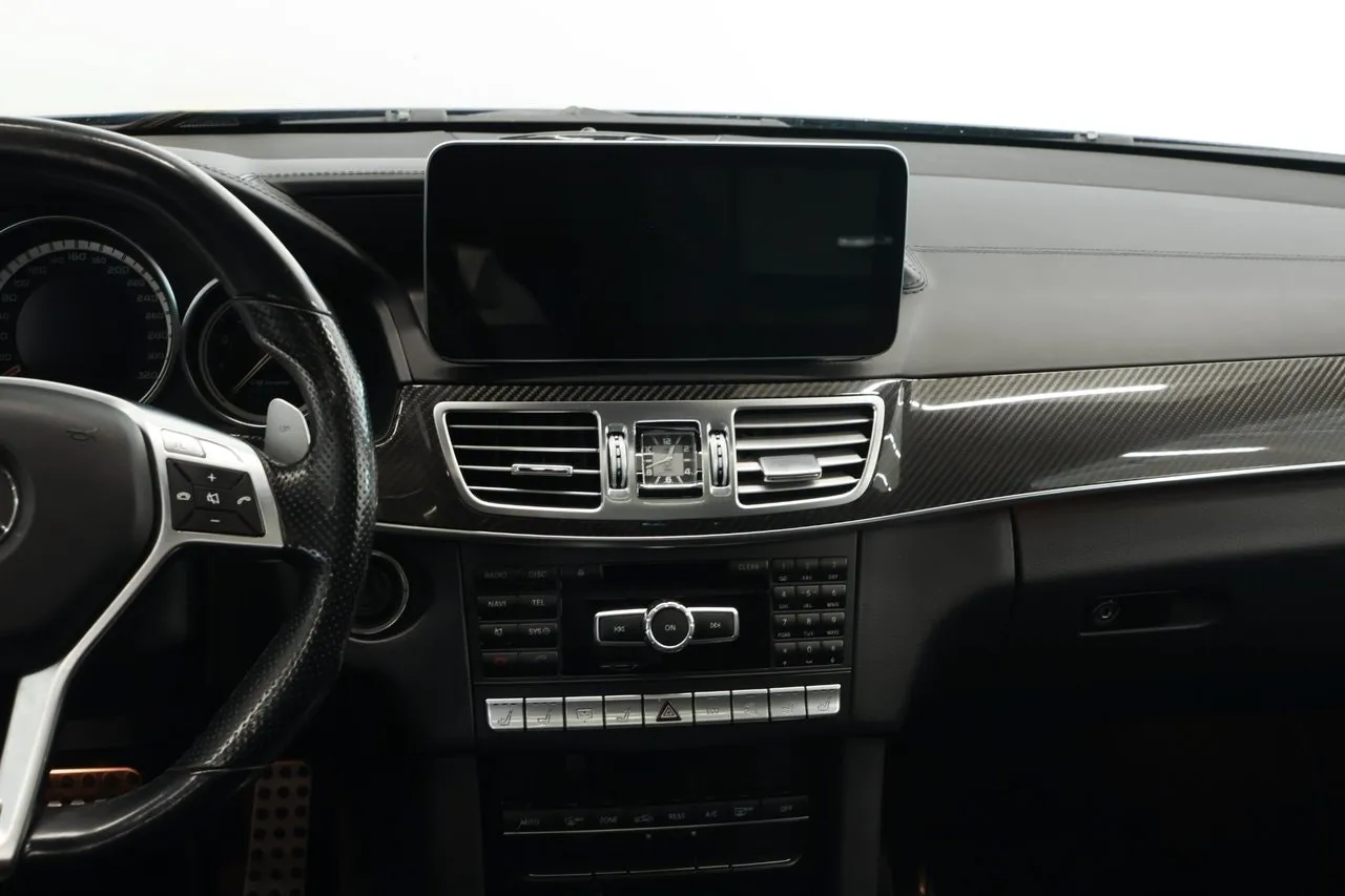 Mercedes E63 AMG bild 18