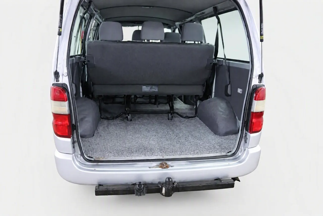 Toyota Hiace bild 8