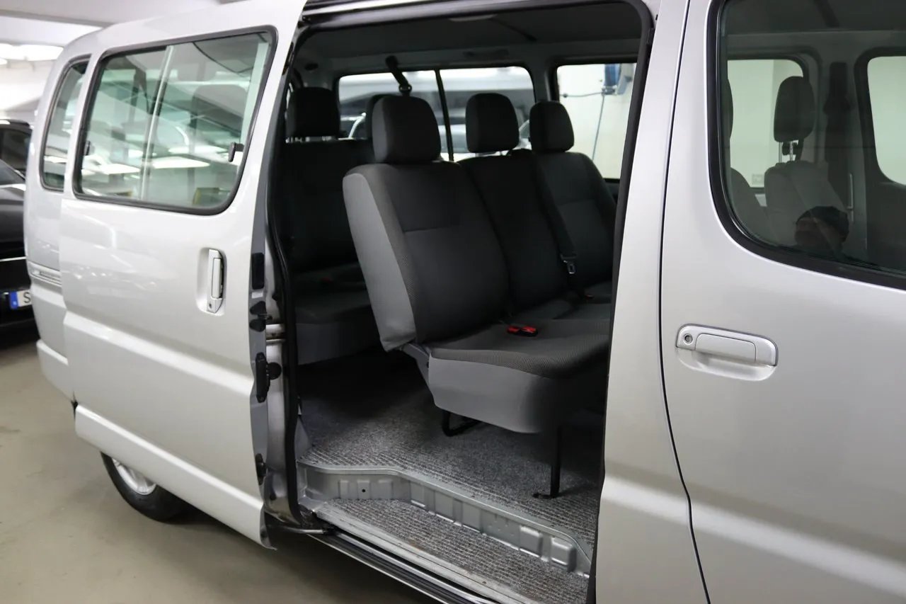 Toyota Hiace bild 9