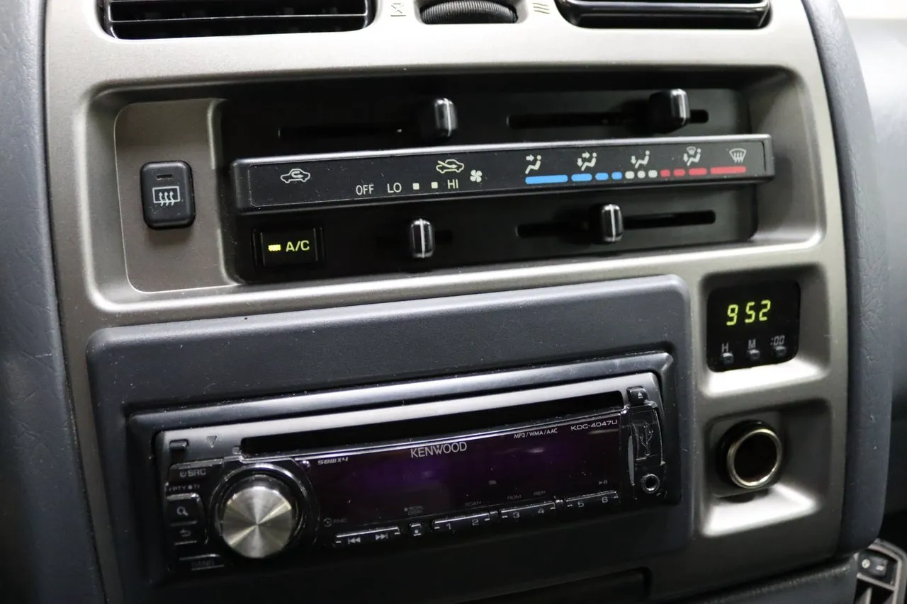 Toyota Hiace bild 16