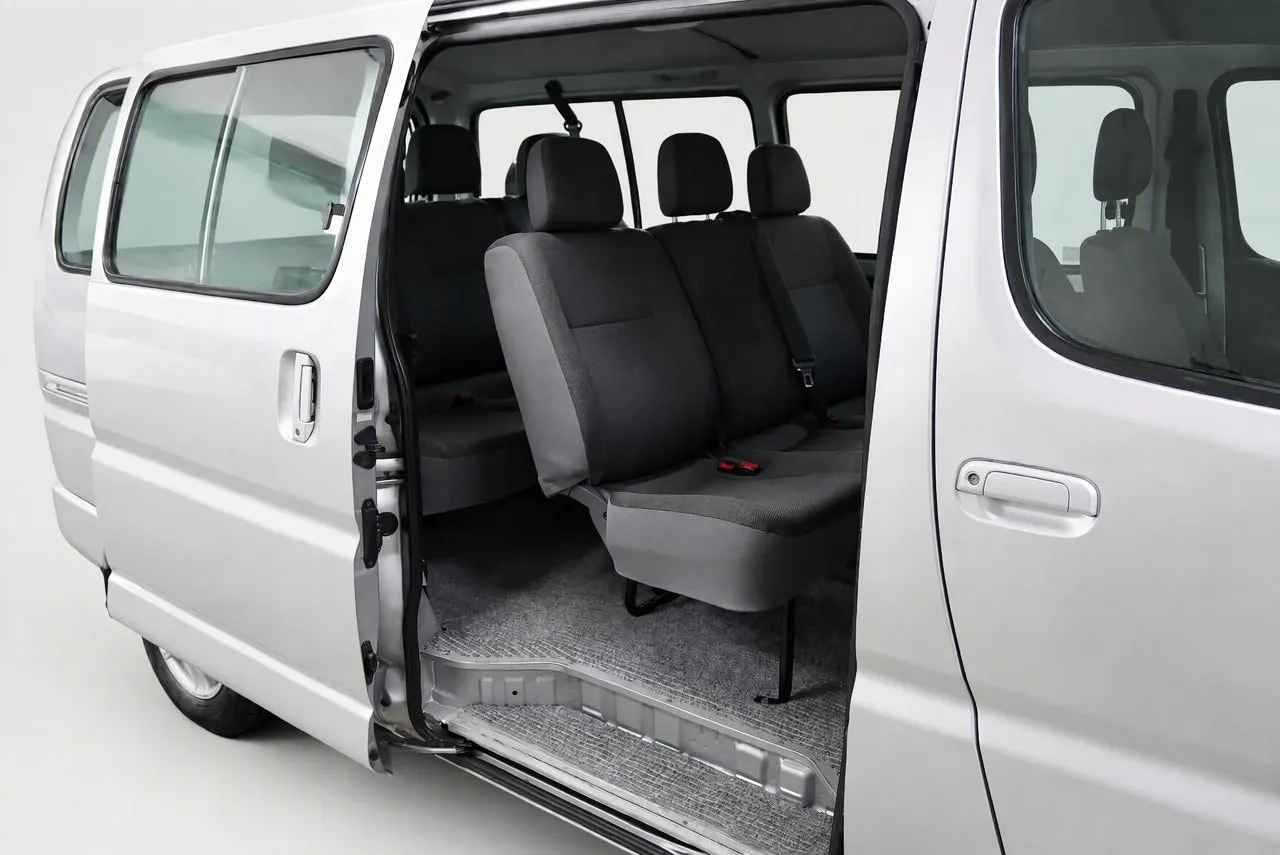 Toyota Hiace bild 6
