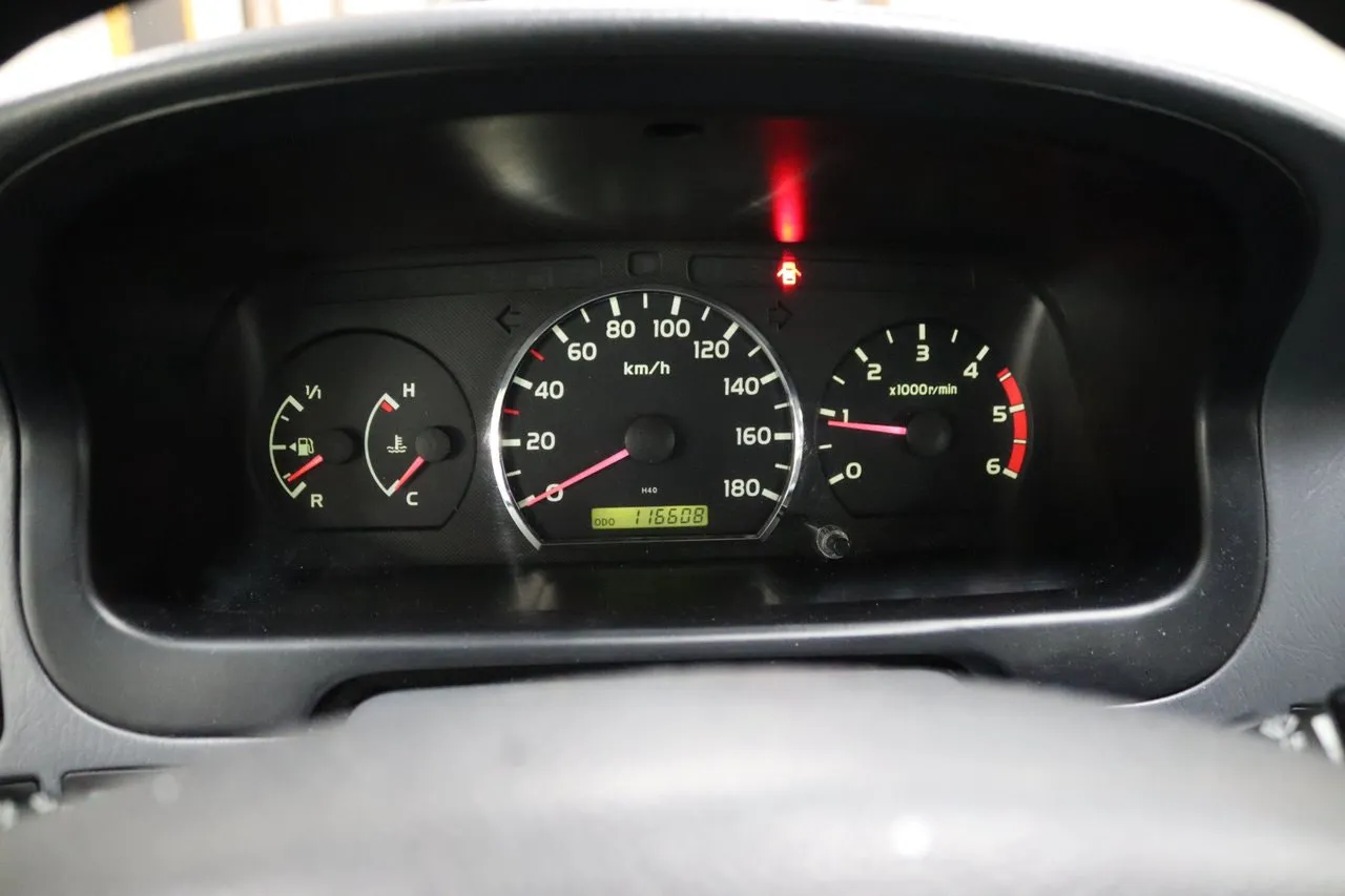 Toyota Hiace bild 15