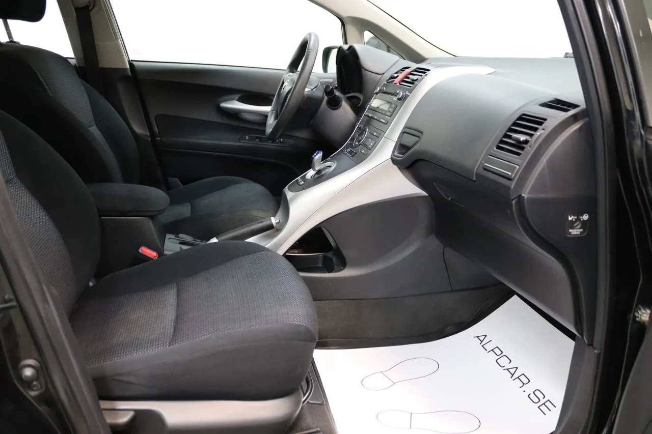 Toyota Auris bild 11