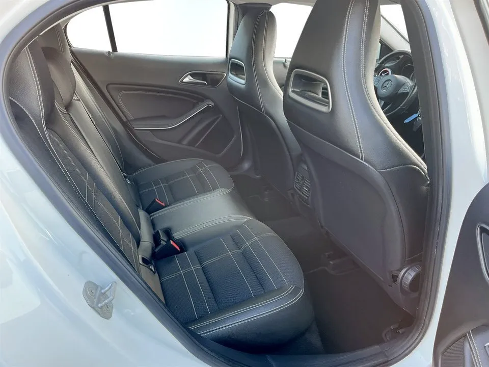 Mercedes GLA220 bild 13