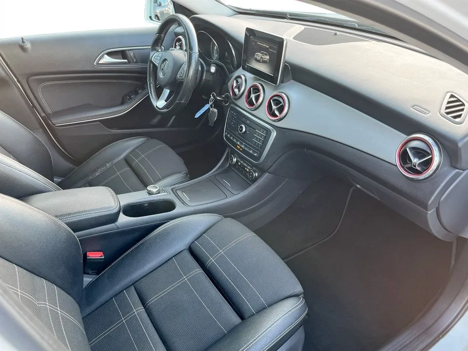 Mercedes GLA220 bild 12