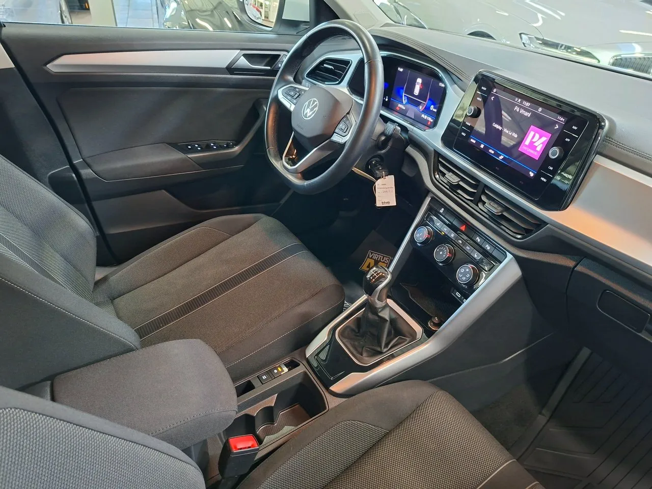 Volkswagen T-Roc bild 6