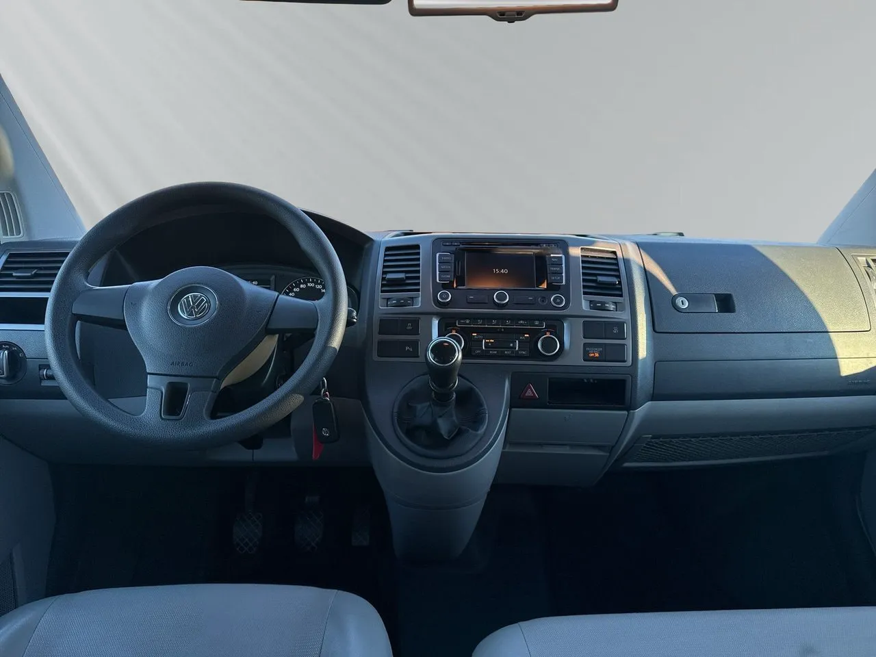 Volkswagen Caravelle bild 16