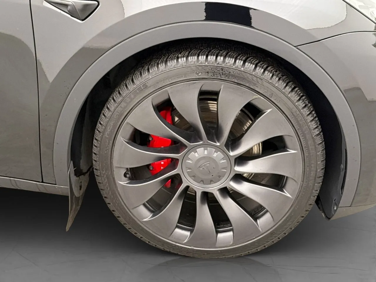 Tesla Model Y bild 35