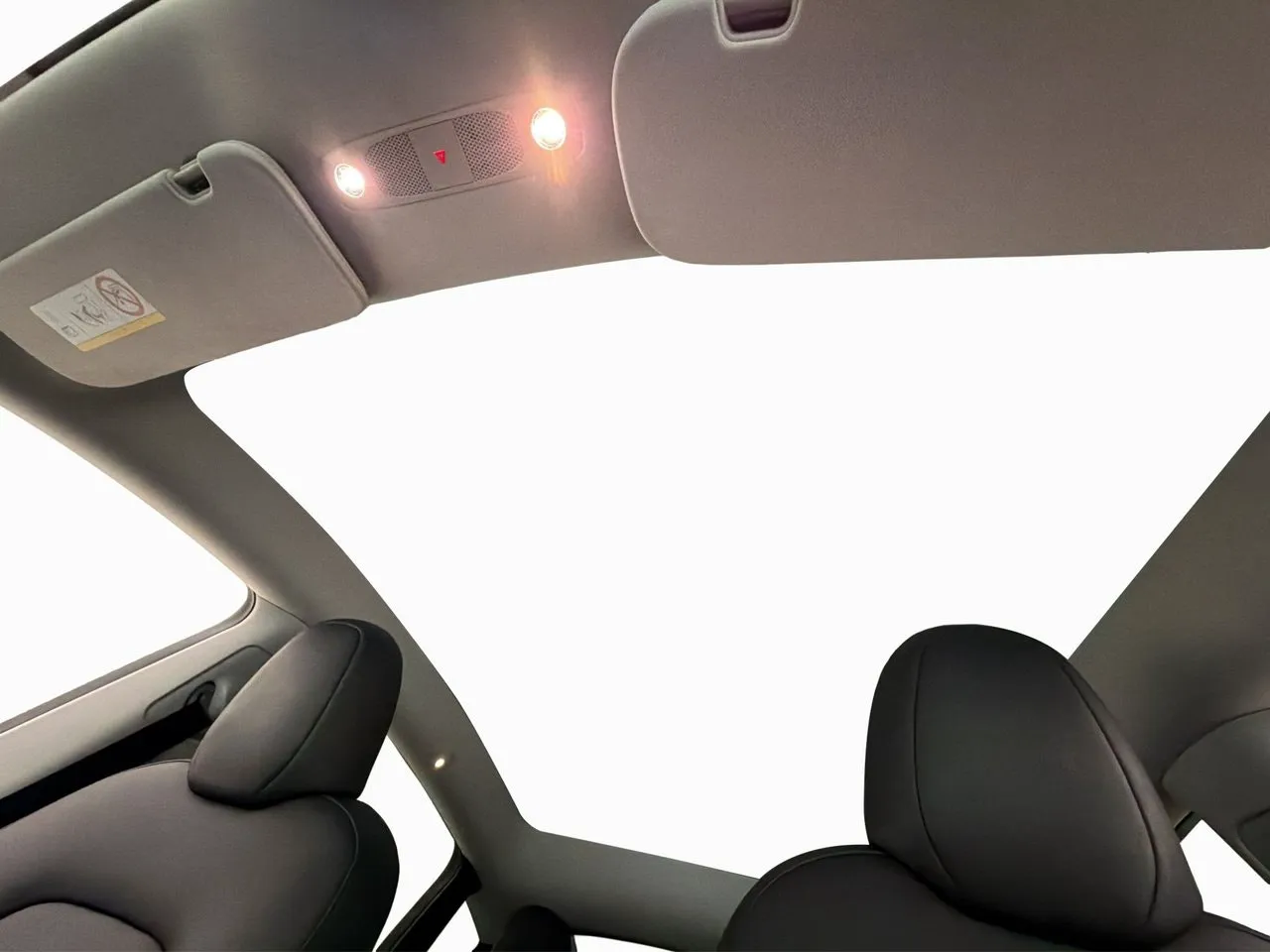 Tesla Model Y bild 13