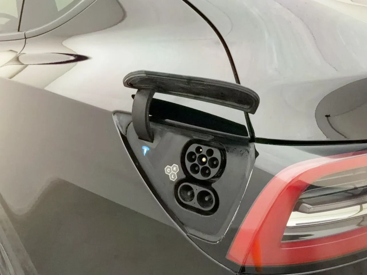 Tesla Model Y bild 29